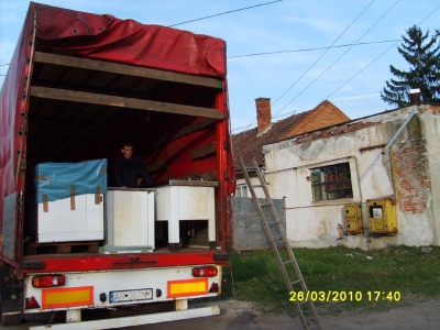 2010-03-hilfsguetertransport (15)