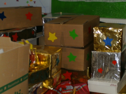 2012-01-20-weihnachtspaeckchen-kinder-sa_2